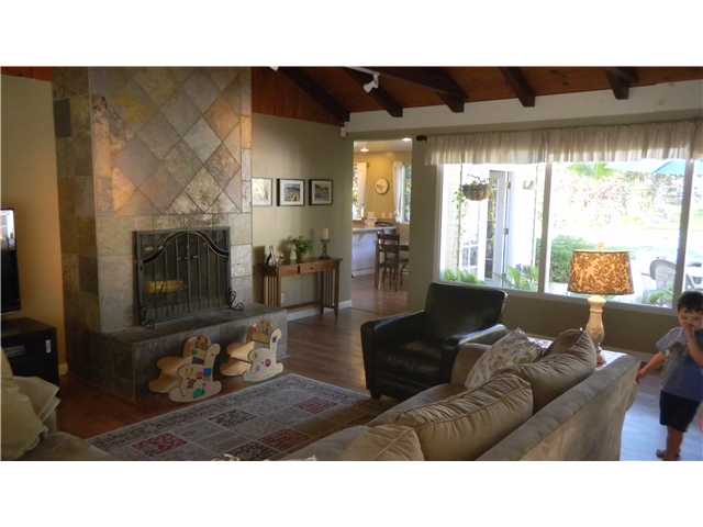 8994 Johnson Dr, La Mesa, CA 91941 photo 5