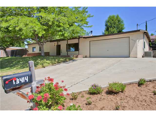 13414 Bubbling Ln, Lakeside, CA 92040 photo 1