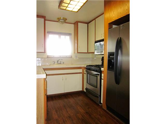 1105 Grape St, Escondido, CA 92026 photo 2