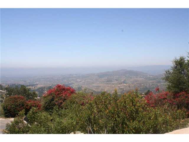 1468 Rainbow Crest Rd, Fallbrook, CA 92028 photo 2