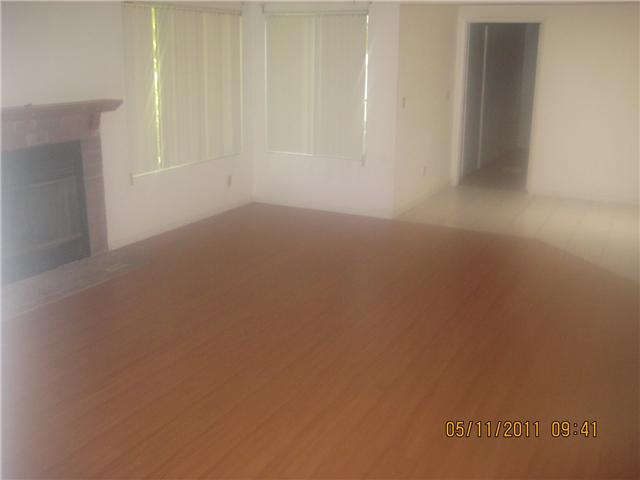 394 W Clemmens Ln, Fallbrook, CA 92028 photo 2