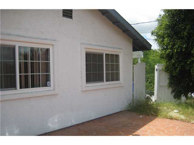 394 W Clemmens Ln, Fallbrook, CA 92028 photo 4