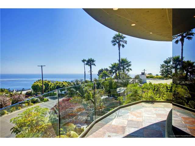 936 Havenhurst Dr, La Jolla, CA 92037 photo 5
