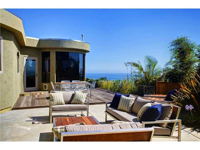 936 Havenhurst Dr, La Jolla, CA 92037 photo 16