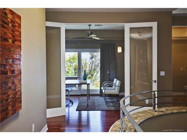 936 Havenhurst Dr, La Jolla, CA 92037 photo 23