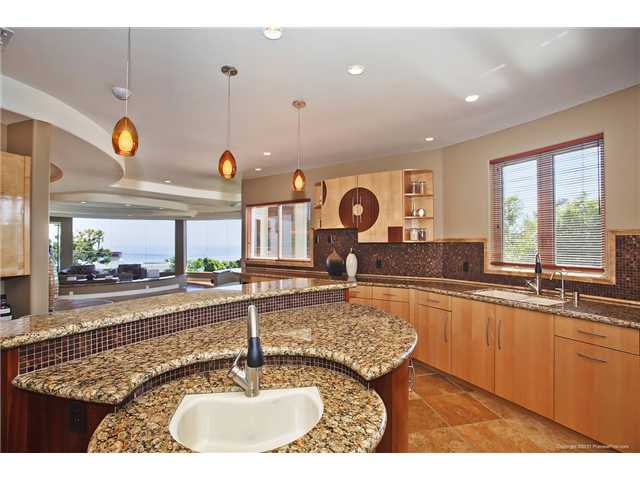 936 Havenhurst Dr, La Jolla, CA 92037 photo 13