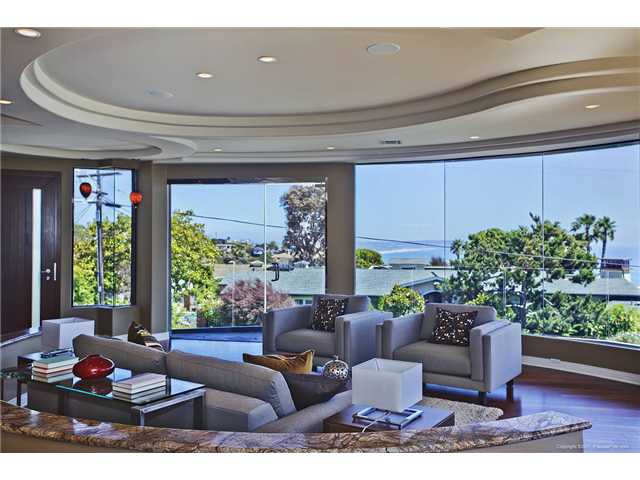 936 Havenhurst Dr, La Jolla, CA 92037 photo 4