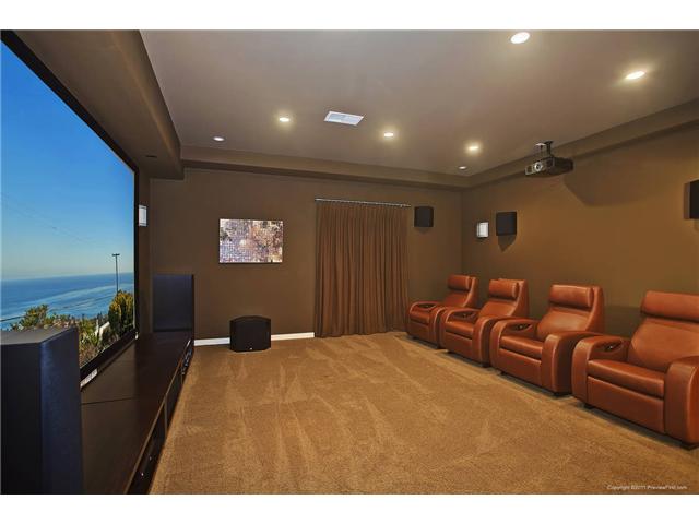 936 Havenhurst Dr, La Jolla, CA 92037 photo 24