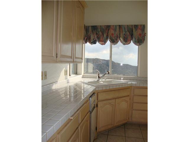 15325 Skyridge Rd, Poway, CA 92064 photo 8