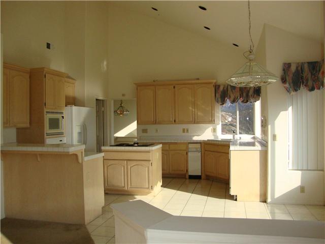15325 Skyridge Rd, Poway, CA 92064 photo 6
