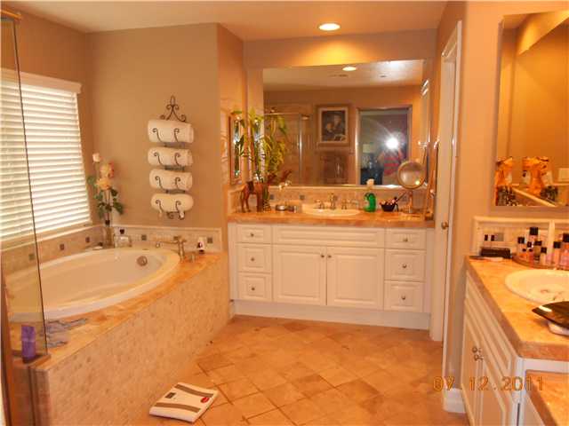 444 Taylor Dr, Oceanside, CA 92056 photo 16