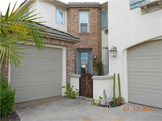 444 Taylor Dr, Oceanside, CA 92056 photo 2