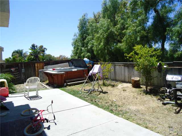 4292 Esperanza Way, Oceanside, CA 92056 photo 3