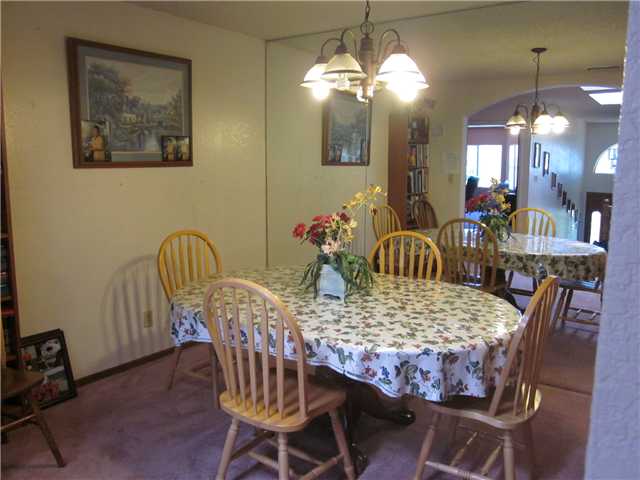 1818 Devon Pl, Vista, CA 92084 photo 5