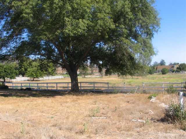 2451 Dye Rd, Ramona, CA 92065 photo 2