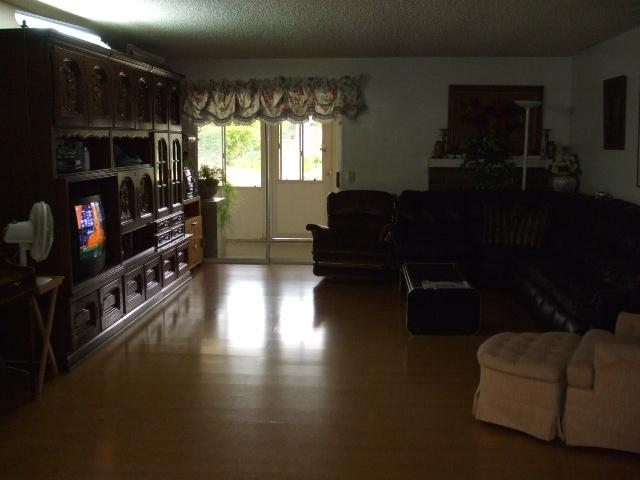 1004 Gamble Ln, Escondido, CA 92029 photo 4
