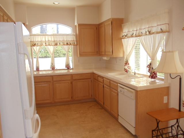 4951 Lamia Way, Oceanside, CA 92056 photo 4
