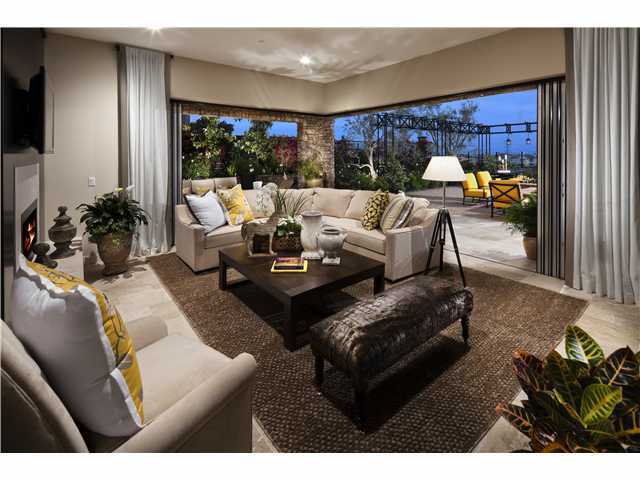 7172 Sitio Corazon, Carlsbad, CA 92009 photo 2
