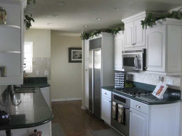 13318 Tobiasson Rd, Poway, CA 92064 photo 3