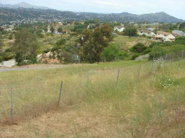 2356 Highview Ln, Spring Valley, CA 91977 photo 9