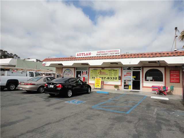 158 De La Rondo Rd, Oceanside, CA 92057 photo 3