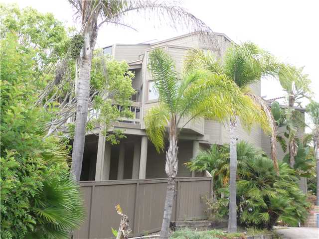 1898 Ivy Rd, Oceanside, CA 92054 photo 1