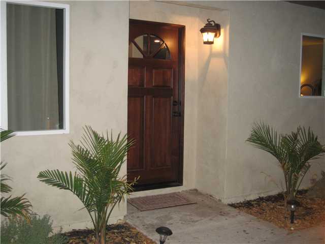823 Aster St, Escondido, CA 92027 photo 2