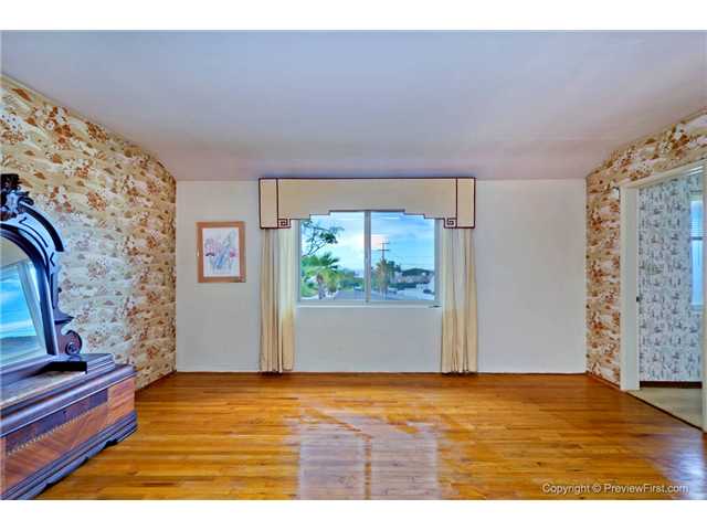 6683 Aranda Ave, La Jolla, CA 92037 photo 12