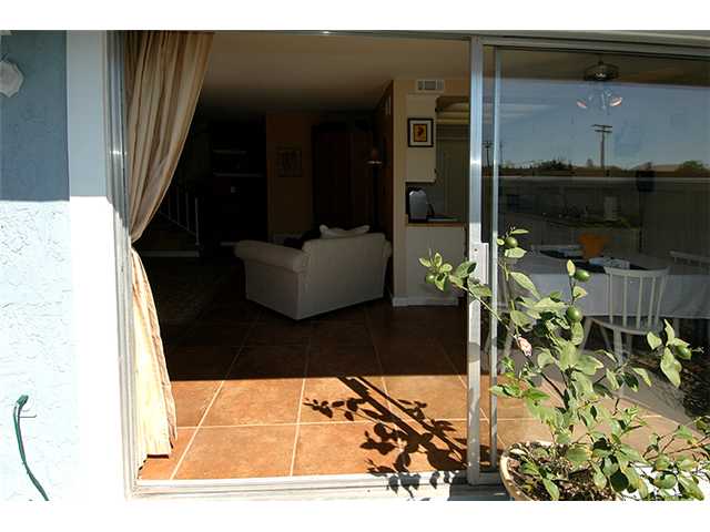 826 Windermere Point Way, Oceanside, CA 92058 photo 10