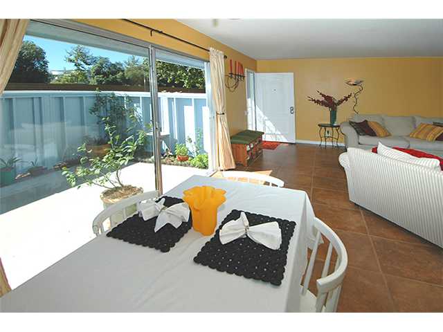 826 Windermere Point Way, Oceanside, CA 92058 photo 4