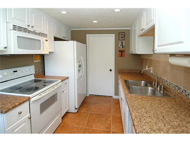 826 Windermere Point Way, Oceanside, CA 92058 photo 6
