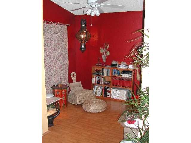 1287 Sagewood Dr, Oceanside, CA 92056 photo 3