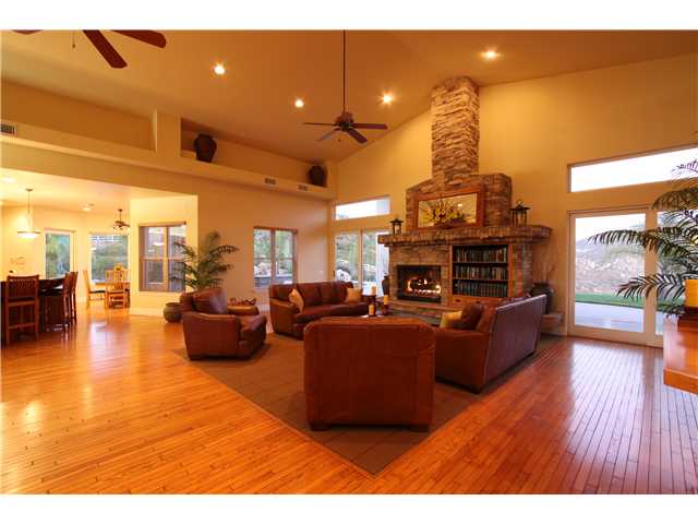 15750 Blue Crystal Trl, Poway, CA 92064 photo 13