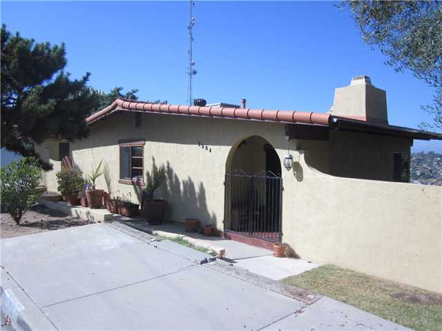 2504 Dunstan St, Oceanside, CA 92054 photo 1