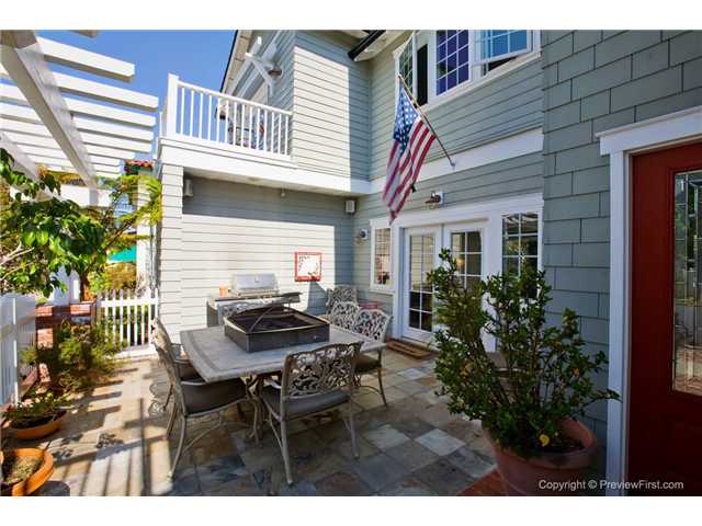 411 9th St, Coronado, CA 92118 photo 2