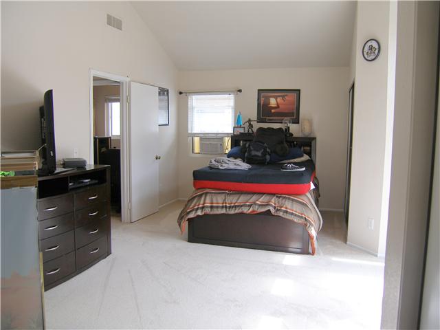 1776 Avenida Segovia, Oceanside, CA 92056 photo 14
