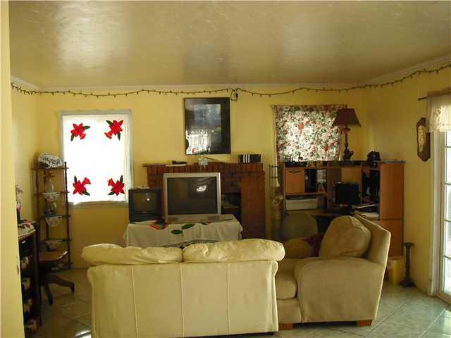 1418 Broken Hitch Rd, Oceanside, CA 92056 photo 4
