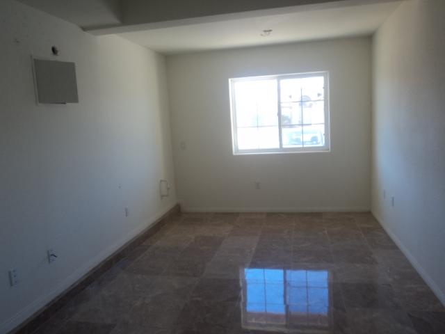 836 Santillan St, Brawley, CA 92227 photo 9