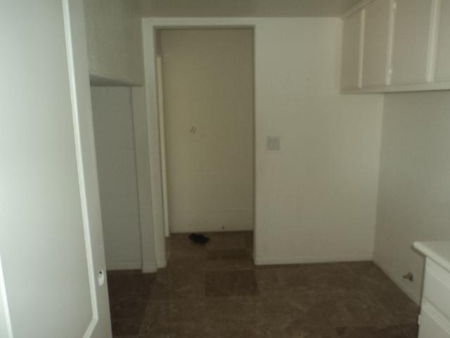 836 Santillan St, Brawley, CA 92227 photo 8