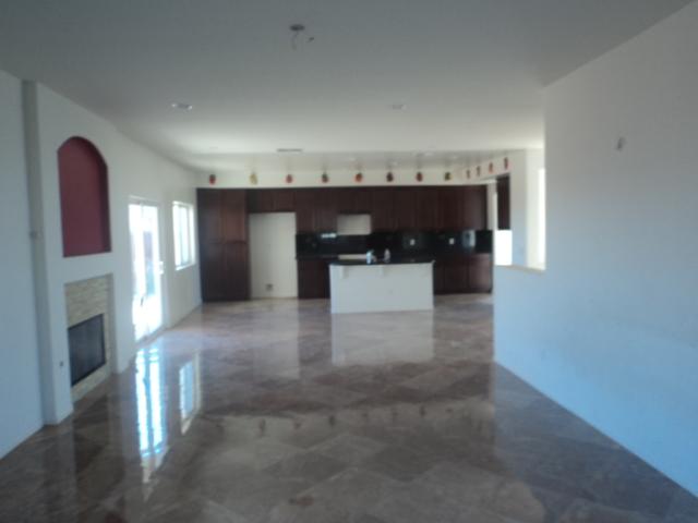 836 Santillan St, Brawley, CA 92227 photo 6