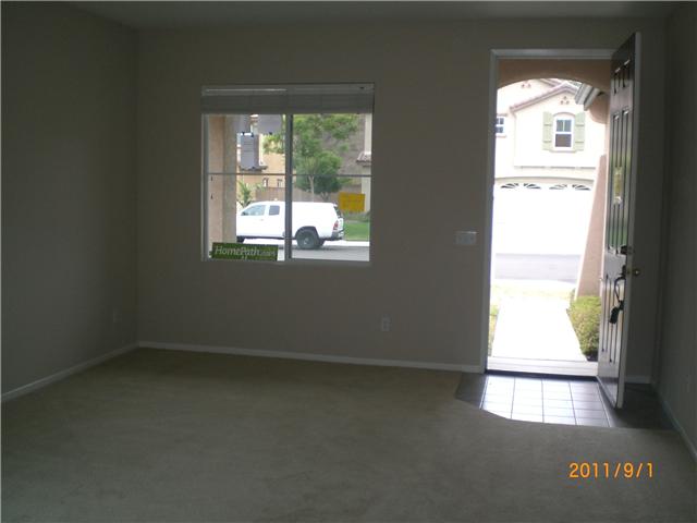 678 Wala Dr, Oceanside, CA 92058 photo 2