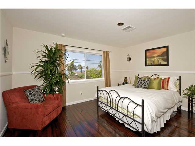 Undisclosed, La Jolla, CA 92037 photo 9