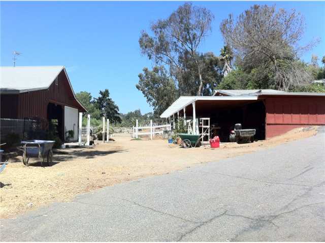 4572 S Mission Rd, Fallbrook, CA 92028 photo 4