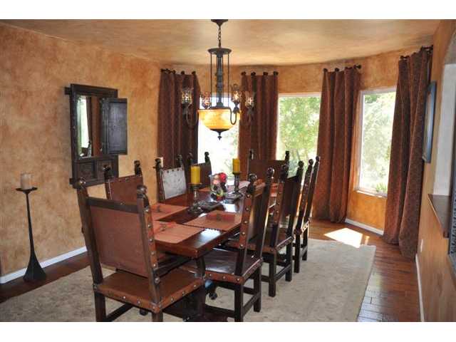 2910 Lone Jack Rd, Encinitas, CA 92024 photo 2
