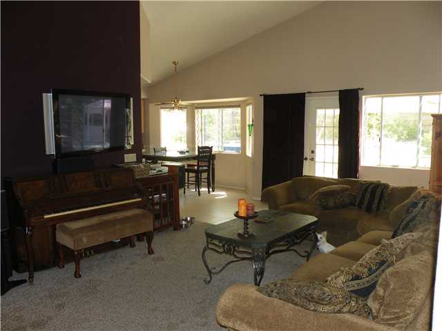 14007 Hickory St, Poway, CA 92064 photo 5