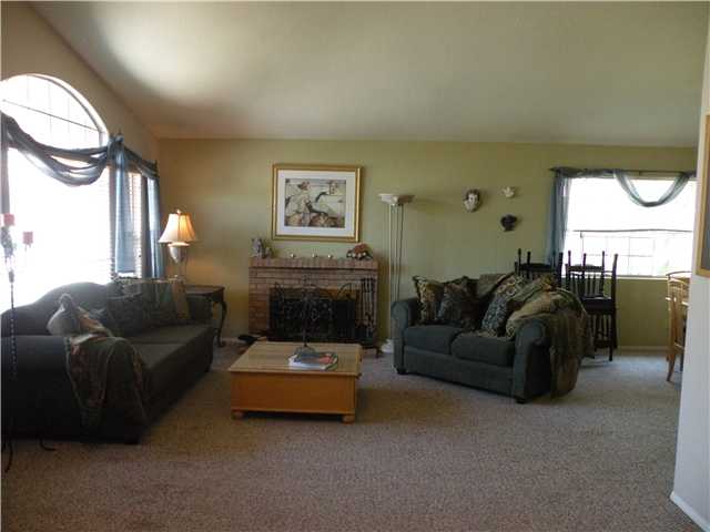 14007 Hickory St, Poway, CA 92064 photo 3