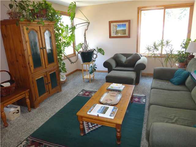 14406 High Pine St, Poway, CA 92064 photo 2