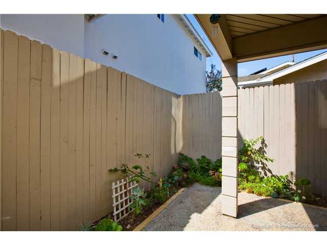 200 G Ave, Coronado, CA 92118 photo 24