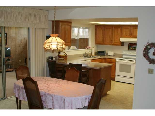 3749 Ginger Way, Oceanside, CA 92057 photo 2