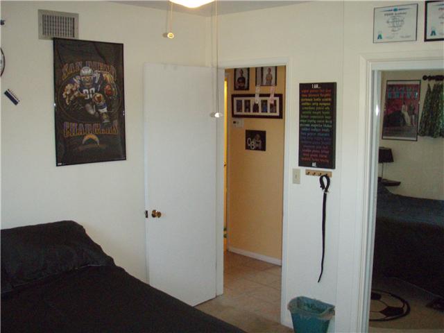 10337 Lunar Ln, Santee, CA 92071 photo 9
